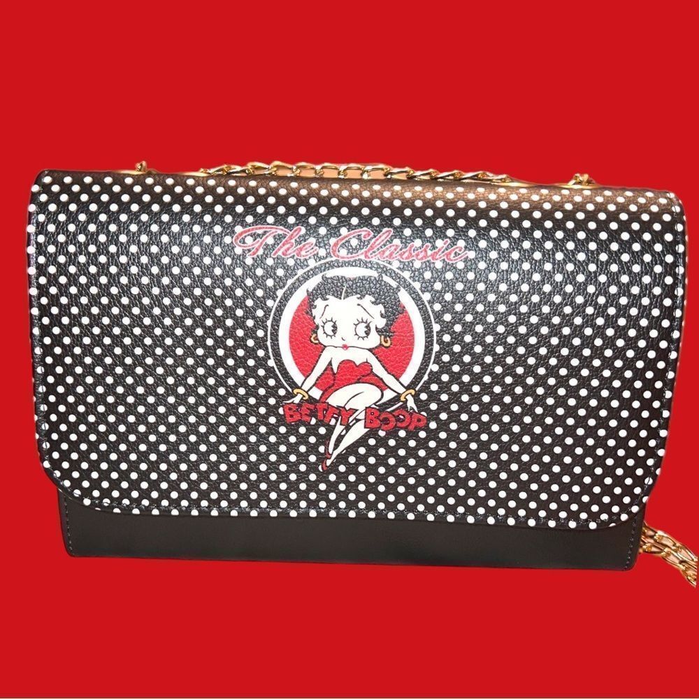 Betty Boop nwt adorable purse with adjustable chain strap! - Picture 2 of 10